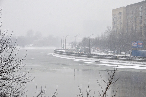 Небольшой снег и температура воздуха до минус одного градуса ожидаются в Москве во вторник