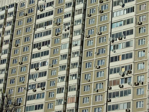 Школьница выпала с балкона 20 этажа на северо-западе Москвы