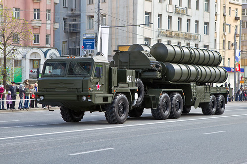 Комплексы С-400 «Триумф» обеспечат защиту Москвы с воздуха