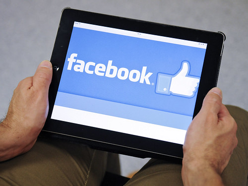 Facebook обогнал «Вконтакте» по посещаемости у пользователей городской сети Wi-Fi