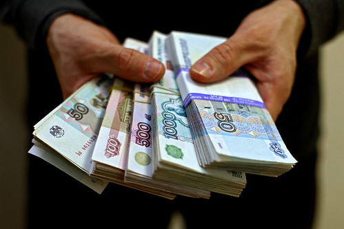 Руководители госучреждения похитили 10 миллионов рублей под видом трудоустройства граждан