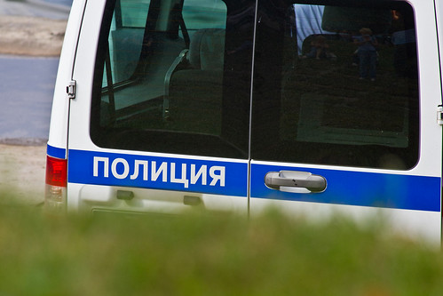 В Подмосковье полиция со стрельбой догоняла иномарку с наркотиками