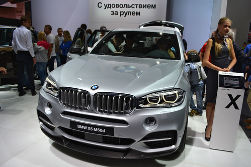 BMW стоимостью около 4,5 млн руб. украли в Гагаринском районе