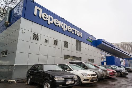 В магазинах сети «Перекресток» усилят меры безопасности после взрыва в Санкт-Петербурге