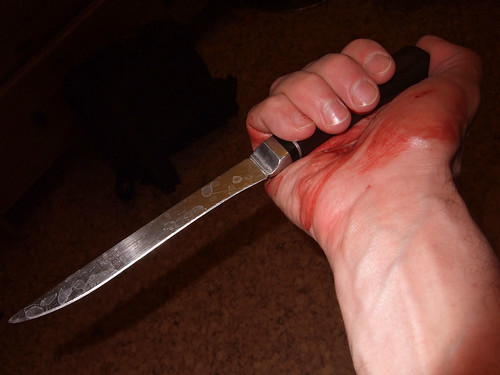 Мужчина с ножом напал на пассажиров электрички Москва-Люблино