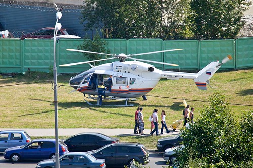 Трехлетний ребенок упал с высоты на юге Москвы