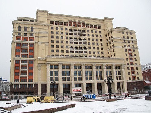 Тело бизнесмена нашли в гостинице Four Seasons в центре Москвы