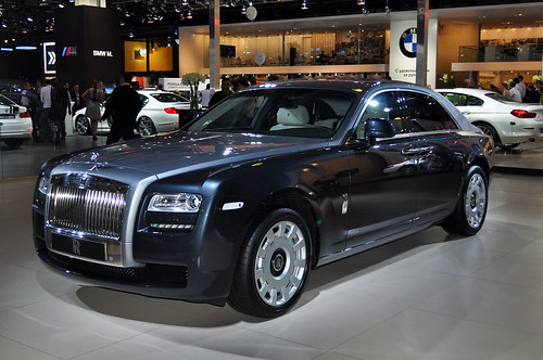 Продажи автомобилей Rolls-Royce в России увеличились в январе-марте на 85%