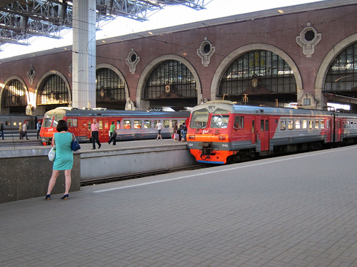 Льготный проезд в пригородных поездах вступил в силу для пенсионеров Москвы