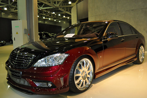 Mercedes стоимостью 4 млн руб. похитили у бизнесмена в Бибирево