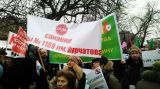 «Даешь социальное государство!»: в Москве протестовали против реформ здравоохранения и образования