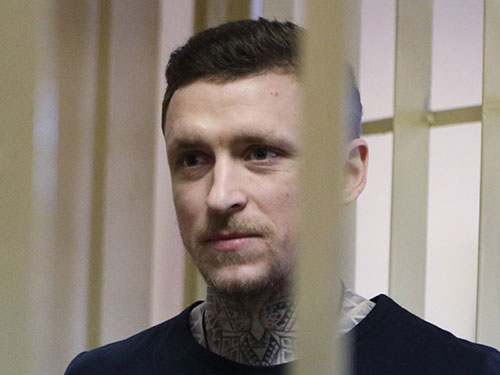 Суд продлил на полгода арест футболистам П.Мамаеву и А.Кокорину