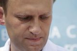 К Навальному пришли с обыском в четыре утра